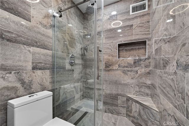 9529 Via Salerno, Burbank, CA 91504