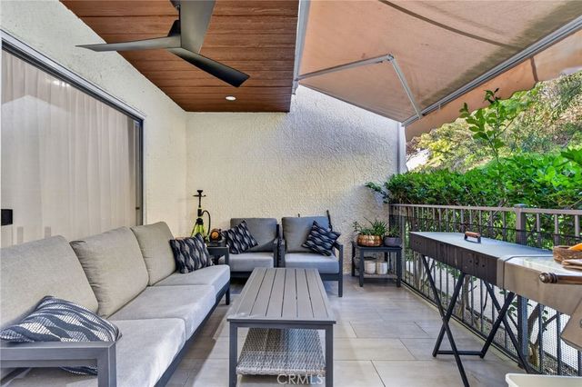9529 Via Salerno, Burbank, CA 91504