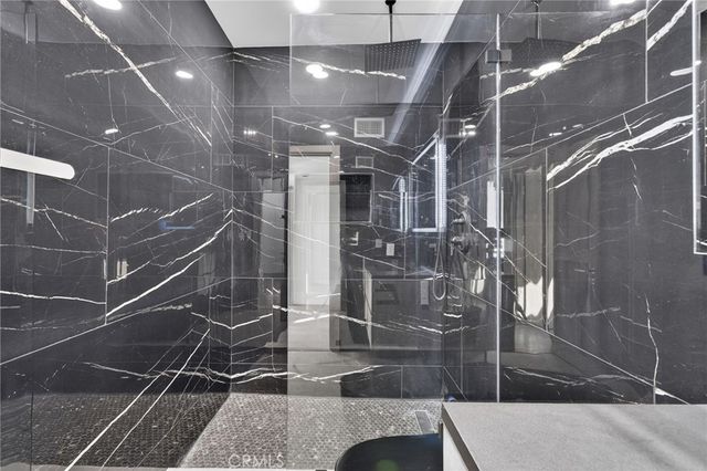 9529 Via Salerno, Burbank, CA 91504