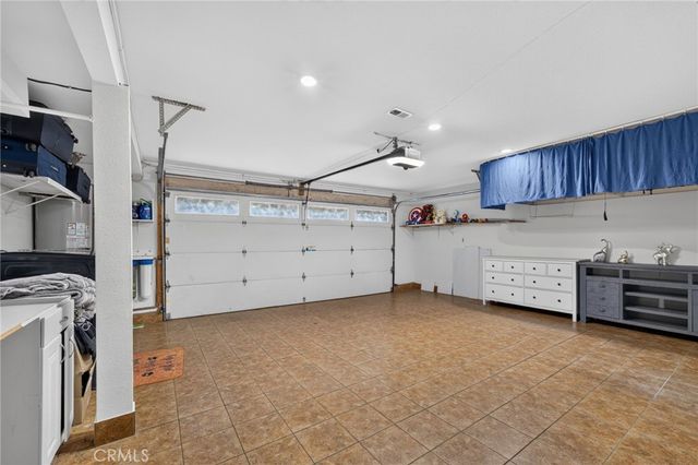 9529 Via Salerno, Burbank, CA 91504