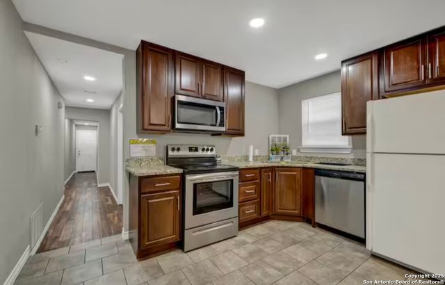 218 S Peach Ave, New Braunfels, TX 78130