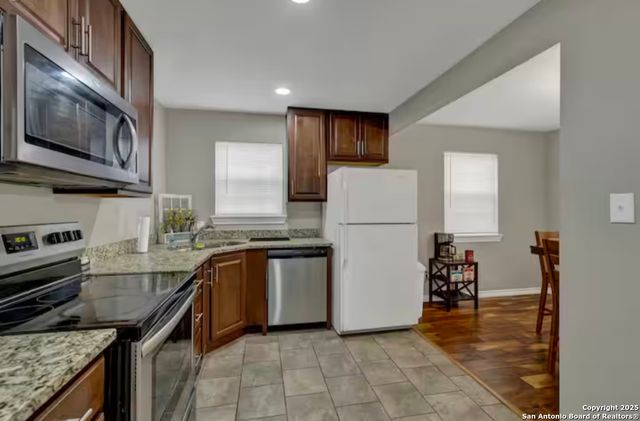 218 S Peach Ave, New Braunfels, TX 78130