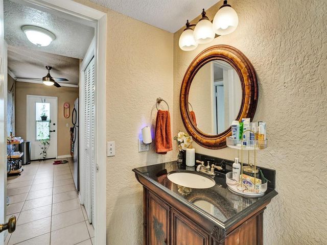 2190 SE 5TH Street 4-A, Pompano Beach, FL 33062