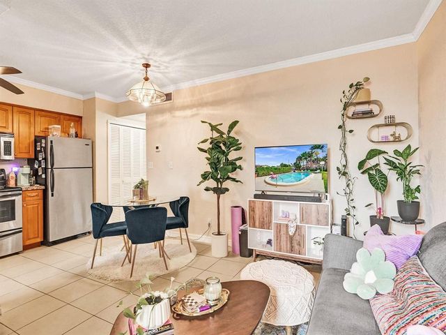 2190 SE 5TH Street 4-A, Pompano Beach, FL 33062