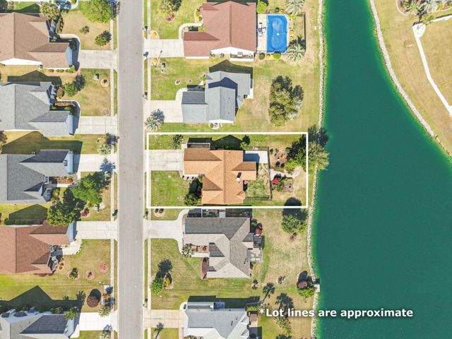 840 Sultana Dr., Little River, SC 29566