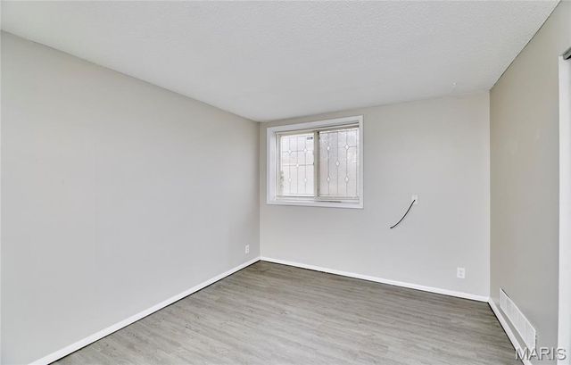 1622 Barkwood Drive, Florissant, MO 63031