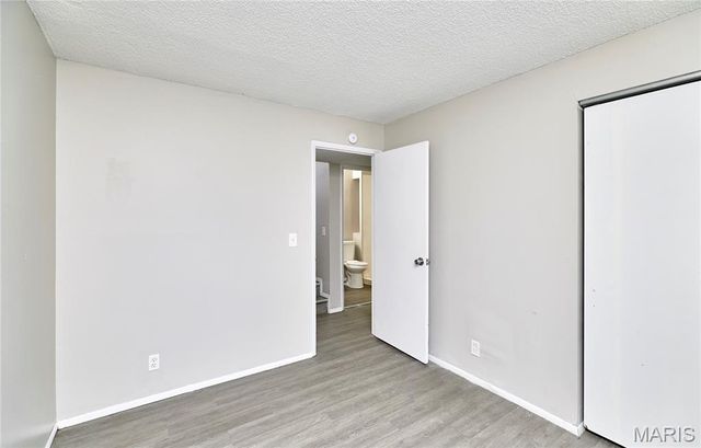 1622 Barkwood Drive, Florissant, MO 63031