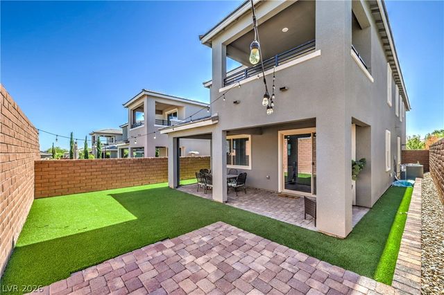 10646 Silver Pond Avenue, Las Vegas, NV 89135