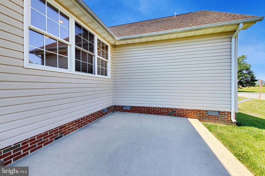Image 13 of property listing at 41600 MISS BESSIE DR, Leonardtown, MD 20650