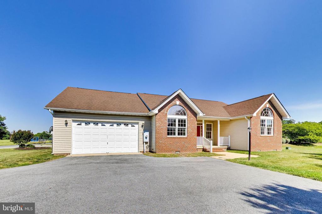 Image 14 of property listing at 41600 MISS BESSIE DR, Leonardtown, MD 20650