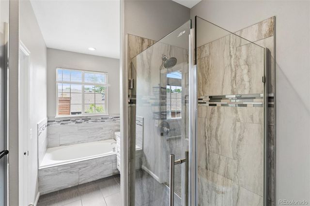 5555 E Briarwood Avenue 2005, Centennial, CO 80122