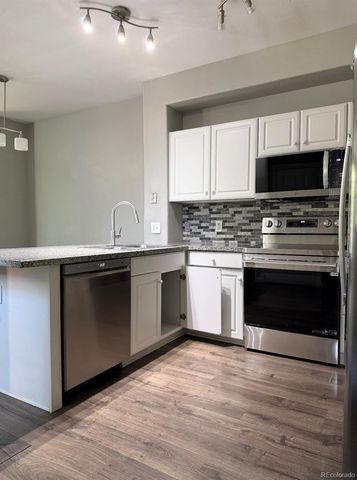 5555 E Briarwood Avenue 2005, Centennial, CO 80122