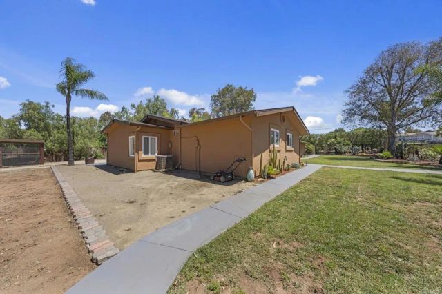 30265 Miller Road, Valley Center, CA 92082