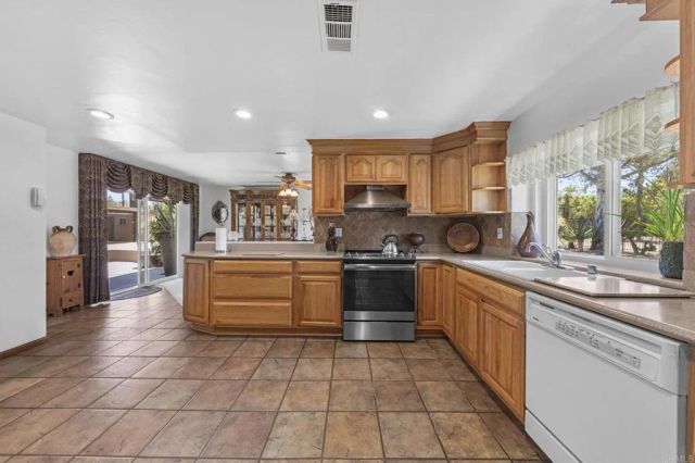 30265 Miller Road, Valley Center, CA 92082