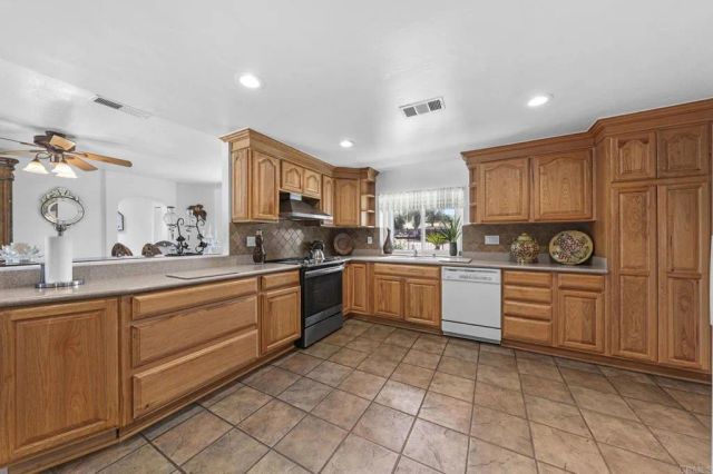 30265 Miller Road, Valley Center, CA 92082