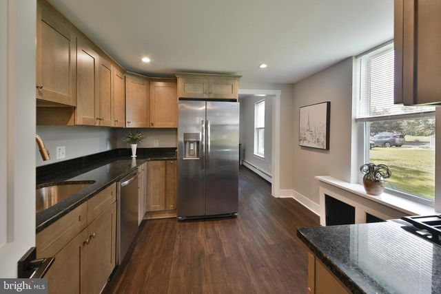 4 CARRIGG AVE, West Trenton, NJ 08628