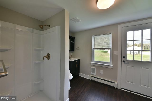 4 CARRIGG AVE, West Trenton, NJ 08628