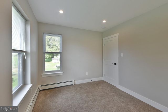 4 CARRIGG AVE, West Trenton, NJ 08628