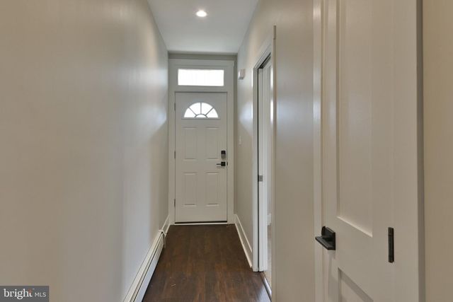 4 CARRIGG AVE, West Trenton, NJ 08628