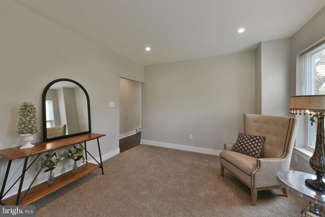 4 CARRIGG AVE, West Trenton, NJ 08628