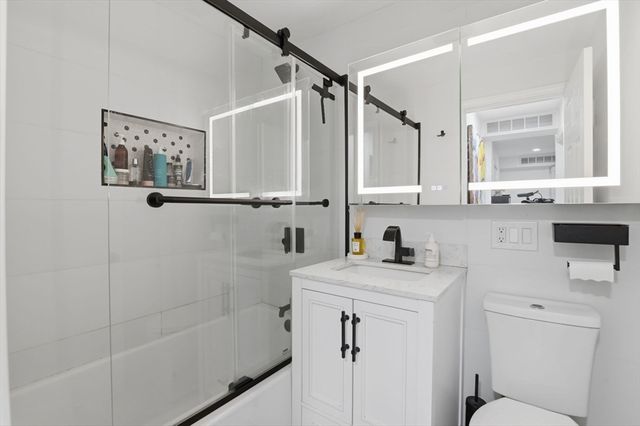 1584 Beacon St A, Brookline, MA 02446