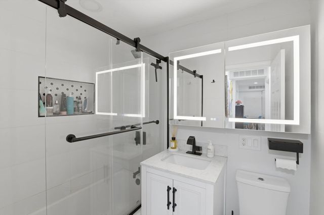 1584 Beacon St A, Brookline, MA 02446