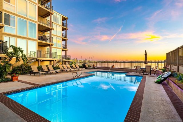 1221 Parker Pl 21, San Diego, CA 92109