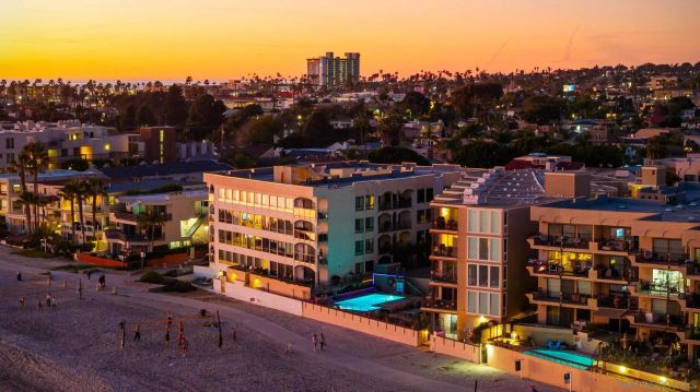 1221 Parker Pl 21, San Diego, CA 92109