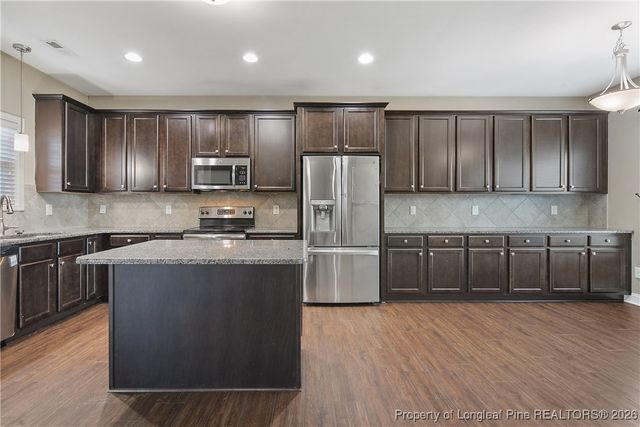 6728 Running Fox Road, Hope Mills, NC 28348