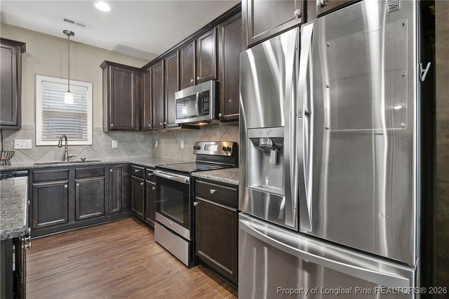 6728 Running Fox Road, Hope Mills, NC 28348