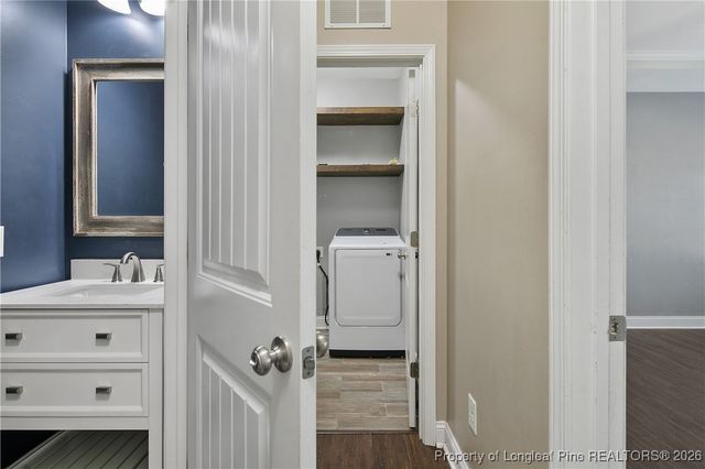 6728 Running Fox Road, Hope Mills, NC 28348