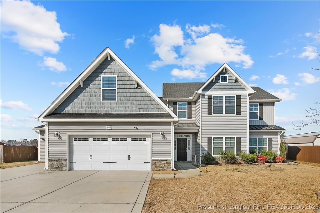 6728 Running Fox Road, Hope Mills, NC 28348
