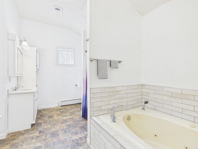 1073 CHERI WAY, North Pole, AK 99705
