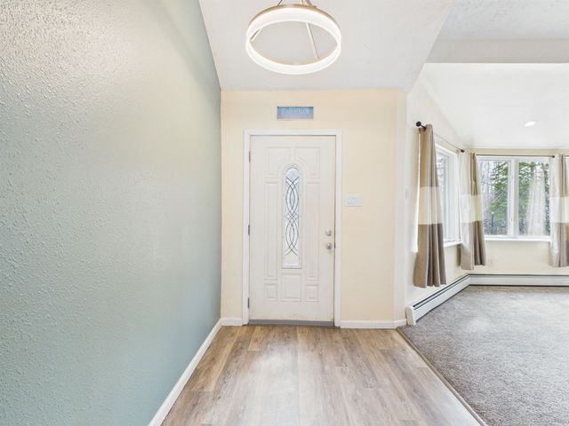 1073 CHERI WAY, North Pole, AK 99705