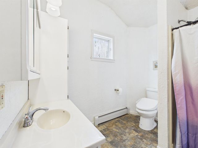 1073 CHERI WAY, North Pole, AK 99705