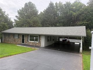 752 Osborne Sunset Drive, North Wilkesboro, NC 28659