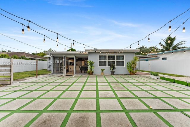 9508 N Military Trl, Palm Beach Gardens, FL 33410