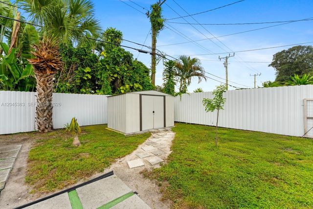 9508 N Military Trl, Palm Beach Gardens, FL 33410