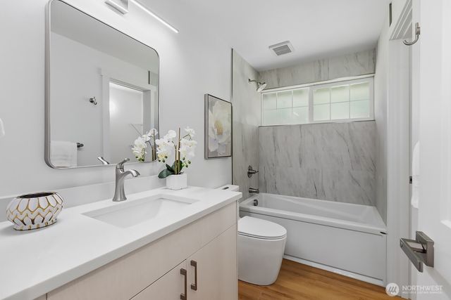 10407 170th Avenue NE, Redmond, WA 98052