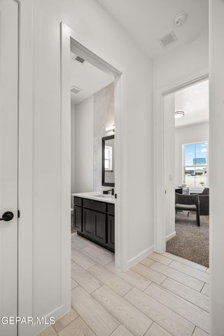 652 Paseo De La Reina Street, Horizon City, TX 79928