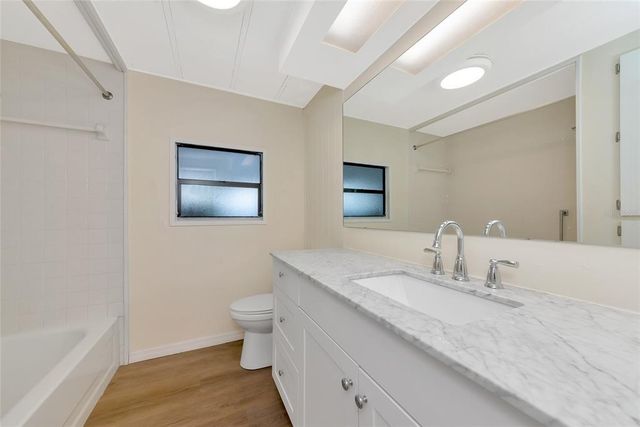 410 51ST AVENUE TERRACE W, Bradenton, FL 34207