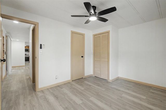 65 Brazil Boulevard, Huntsville, TX 77320
