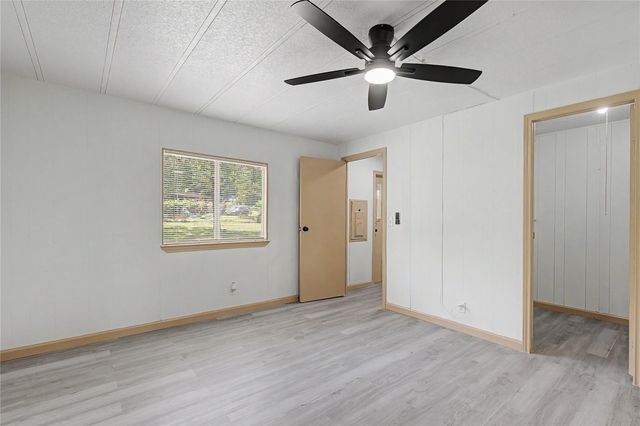 65 Brazil Boulevard, Huntsville, TX 77320