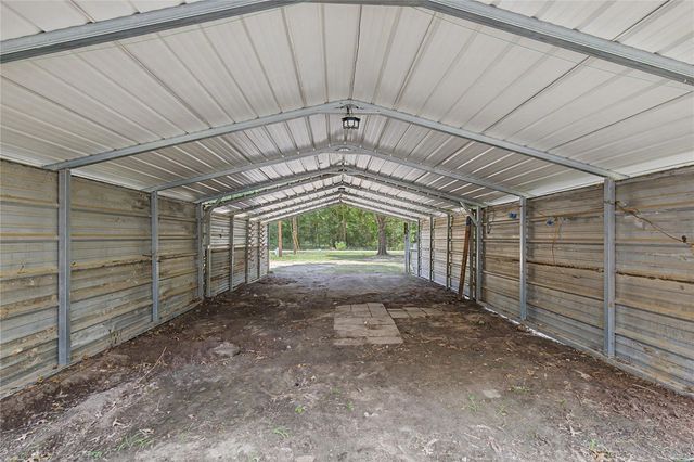 65 Brazil Boulevard, Huntsville, TX 77320