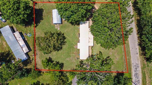 65 Brazil Boulevard, Huntsville, TX 77320