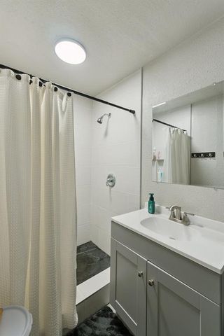 1449 N Norman Avenue, Moore, OK 73160