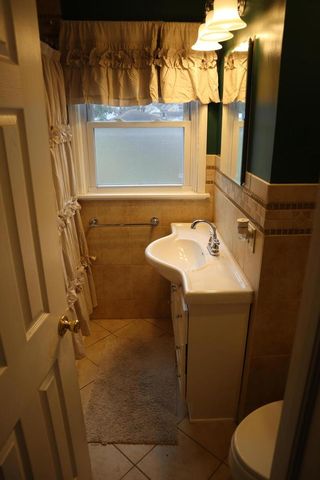 4155 N 110th STREET, Wauwatosa, WI 53222