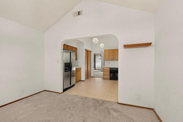 4604 Trace Way Avenue NW, Albuquerque, NM 87120