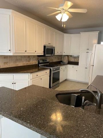 1316 Lake Forest Lane, Mcdonough, GA 30253