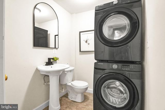 325 OGLETHORPE ST NW, Washington, DC 20011